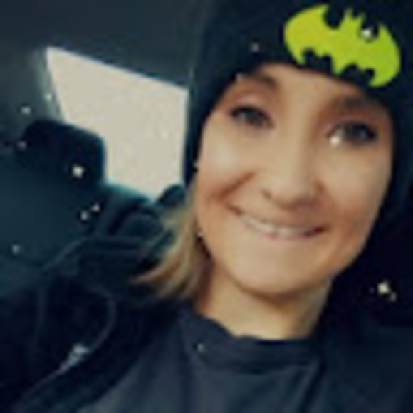 Meet your Posher, Danielle n, - Picture 1 of 1